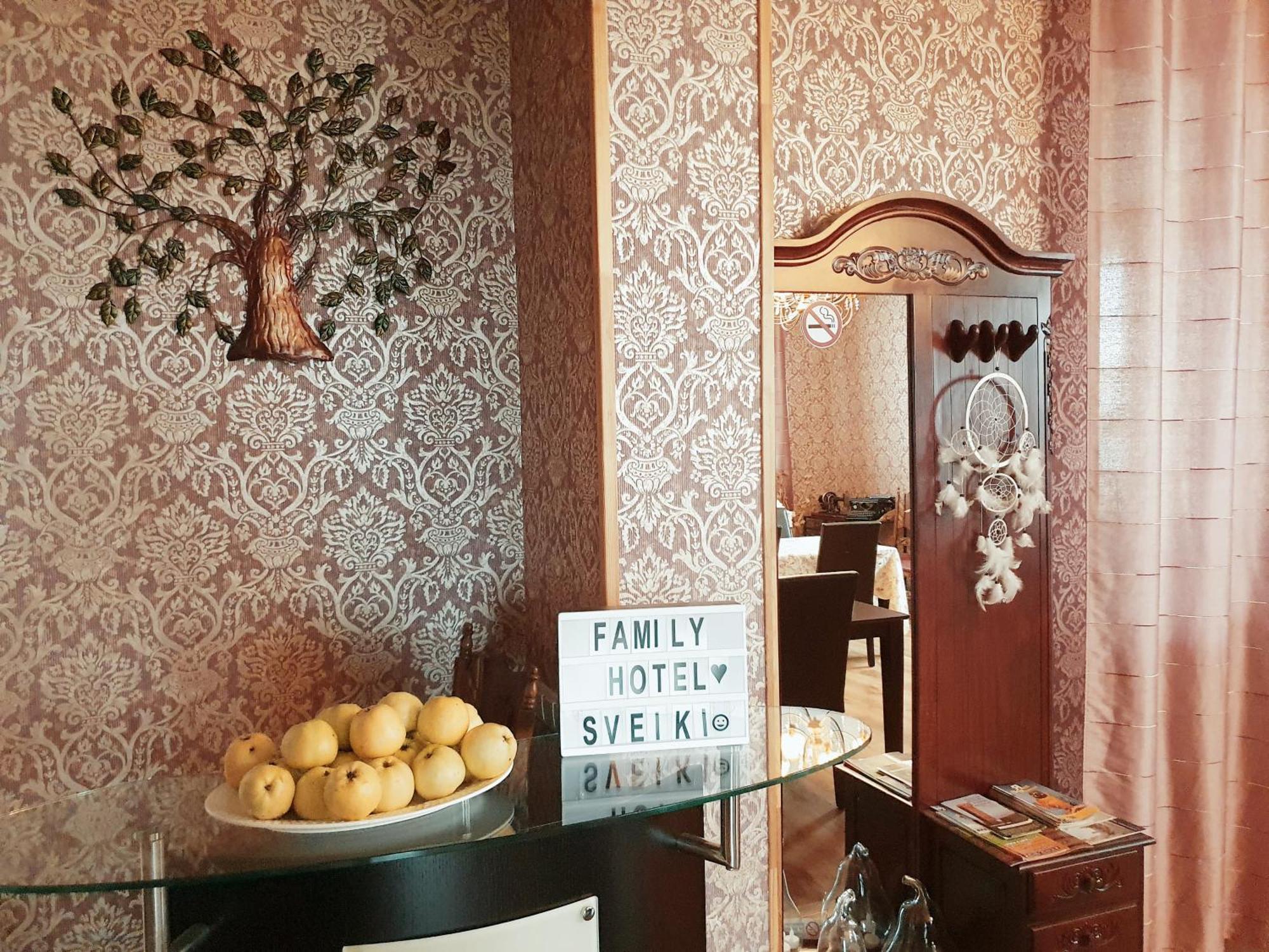Family Hotel Νταουγκαβπίλς Εξωτερικό φωτογραφία